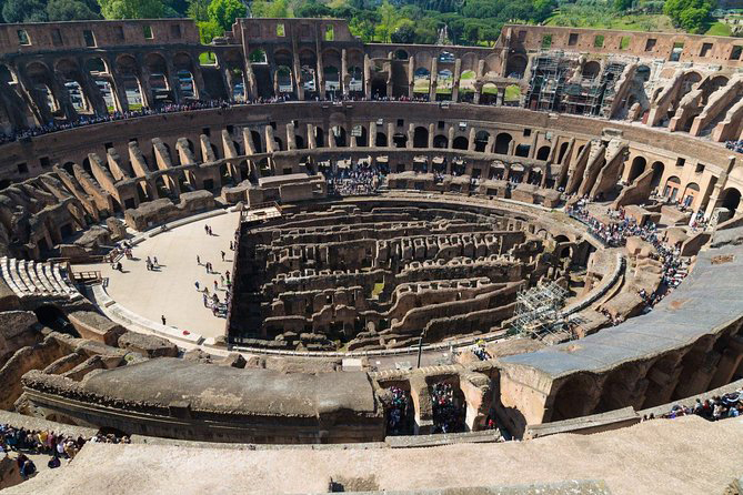Small group VIP Colosseum Tours, Roman Forum & Palatine  entrance